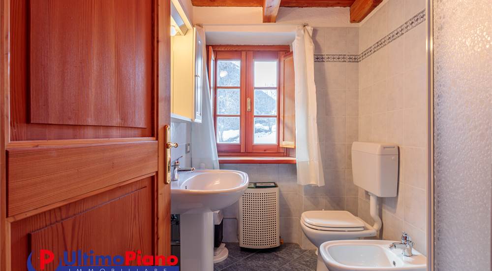 BAGNO PRIMO PIANO