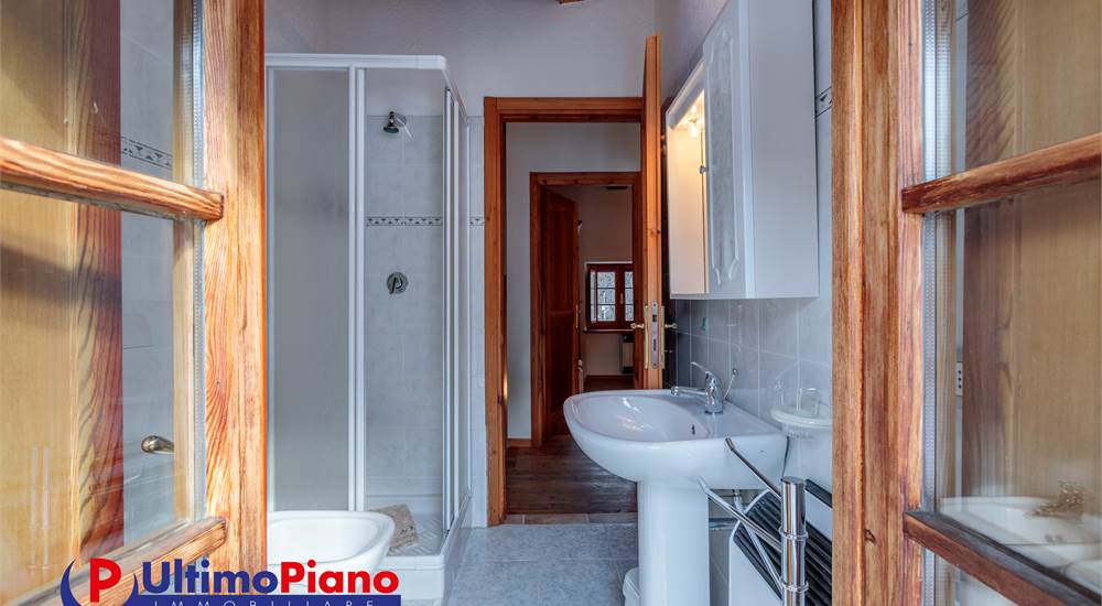 BAGNO SECONDO PIANO